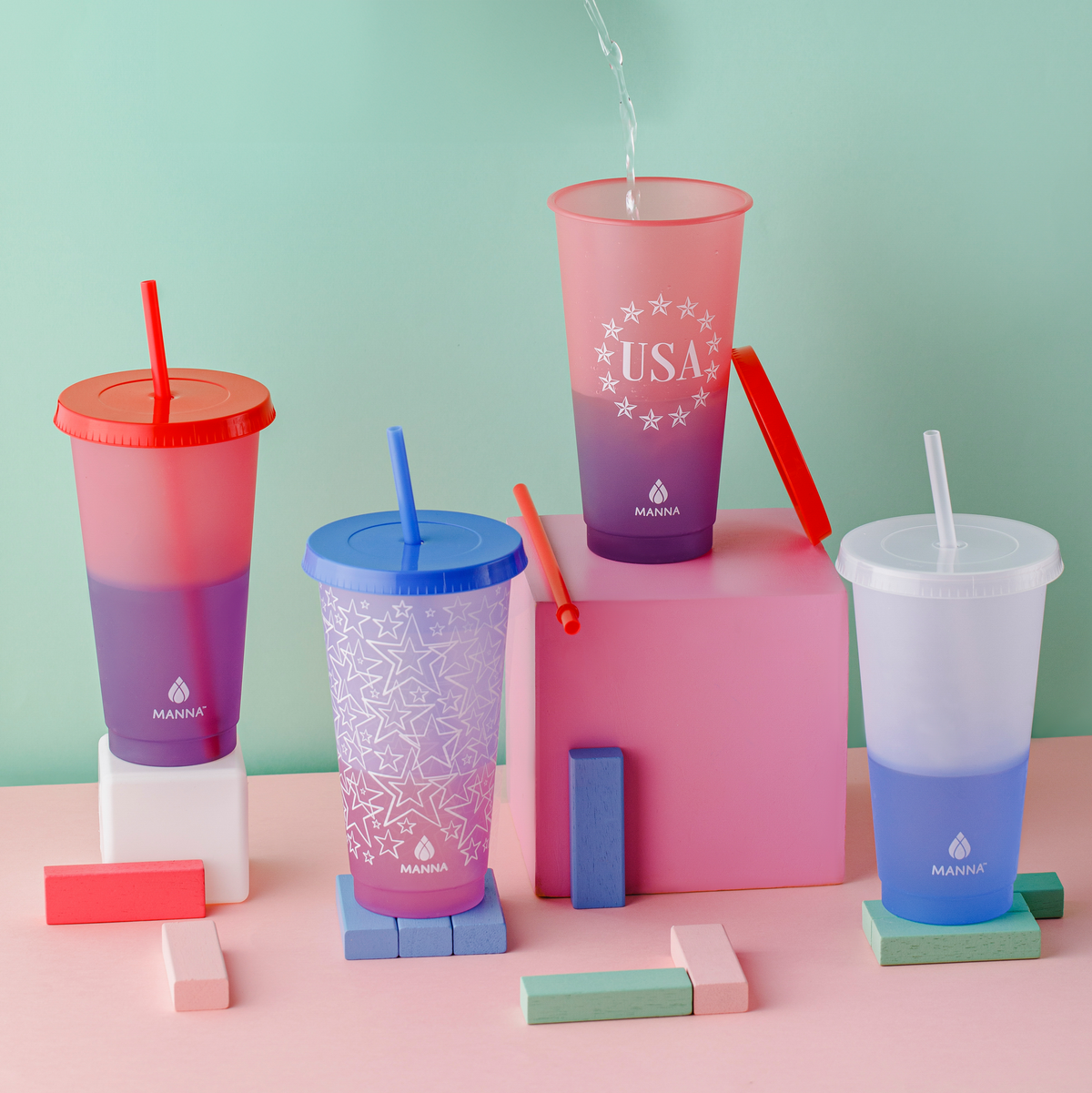 4pk-24-oz-patriotic-color-changing-cups-q1 156A0971-_1.png