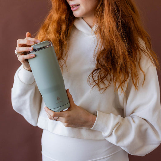 30-oz-groove-tumbler-b0 4Manna_Website_Lifestyles-17.jpg