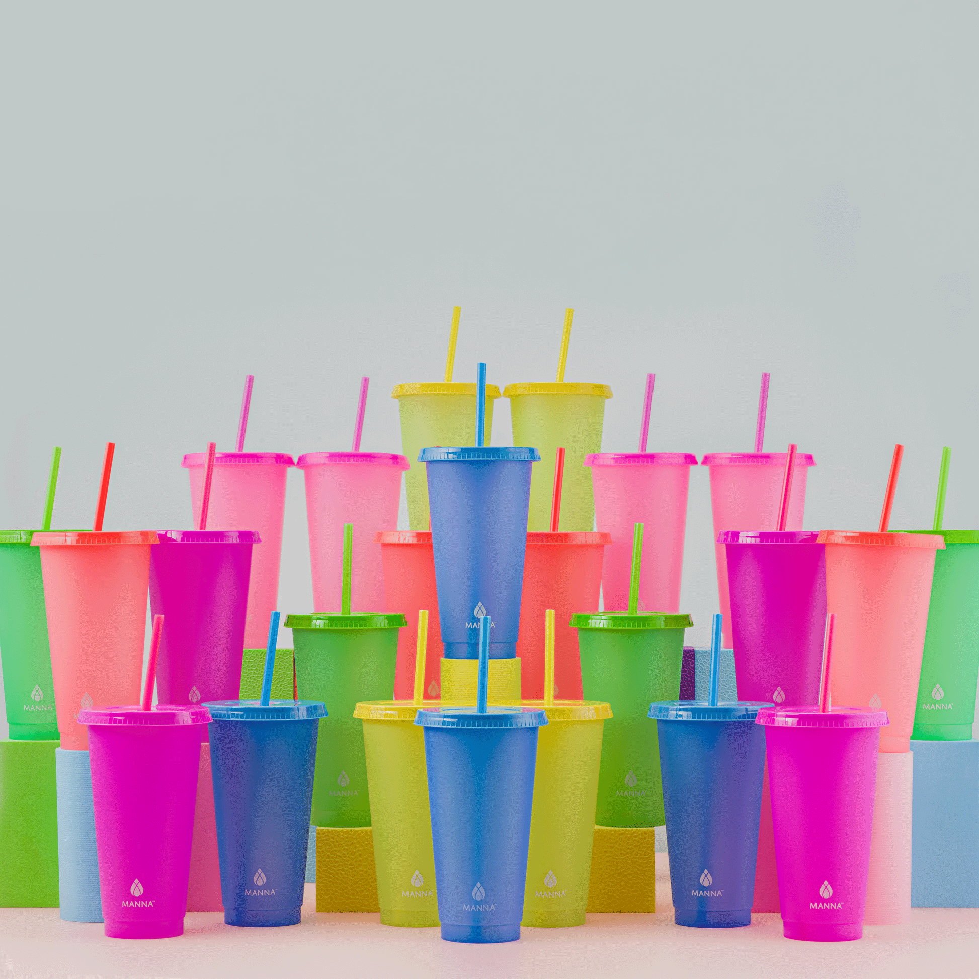 24-piece-original-color-changing-cup-set-z2 A0029811.gif